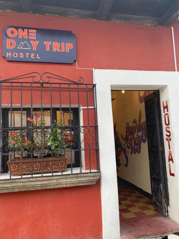 One Day Trip Hostel Antigua Esterno foto